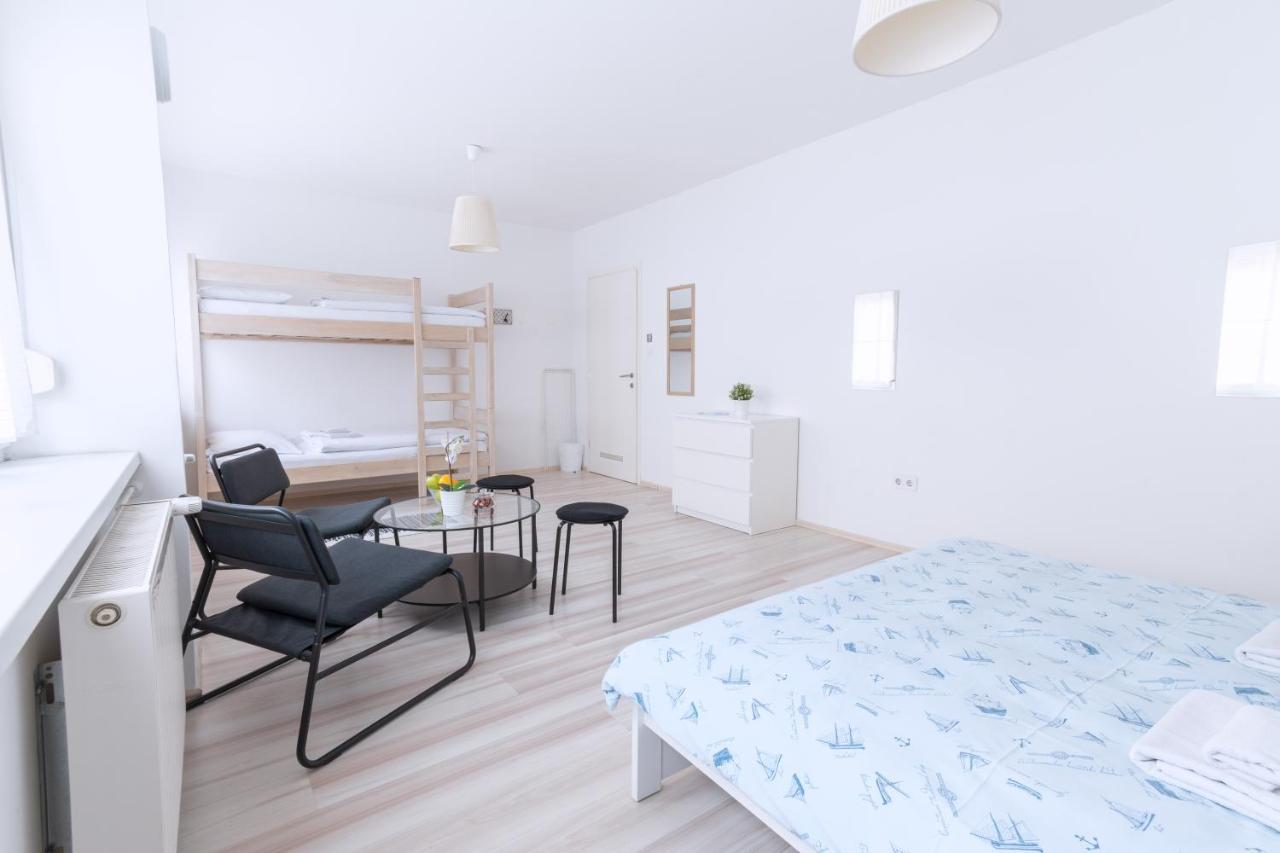 זאגרב The Dots Hostel מראה חיצוני תמונה